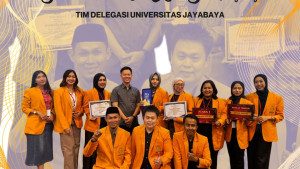 Delegasi Tim Universitas Jayabaya Memenangkan Lomba Pembuatan Akta Universitas Indonesia